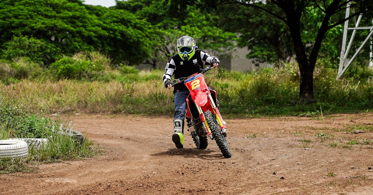 découvrez notre assurance moto adaptée à vos besoins. protégez votre deux-roues avec des garanties complètes et des tarifs compétitifs. obtenez un devis gratuit et partez l'esprit tranquille sur les routes !