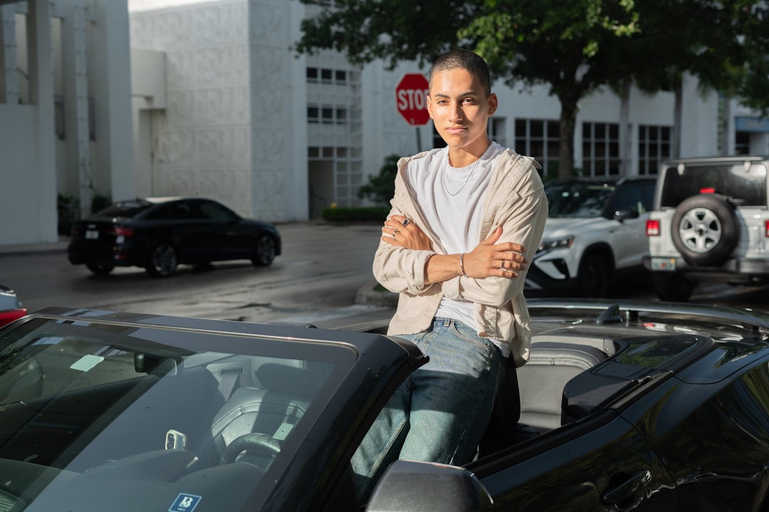 découvrez le statut d'auto-entrepreneur en france : simplifiez la création de votre entreprise, bénéficiez d'un régime fiscal avantageux et gérez votre activité en toute liberté. idéal pour les freelances et les petites entreprises, l'auto-entrepreneuriat offre des solutions adaptées à vos besoins professionnels.