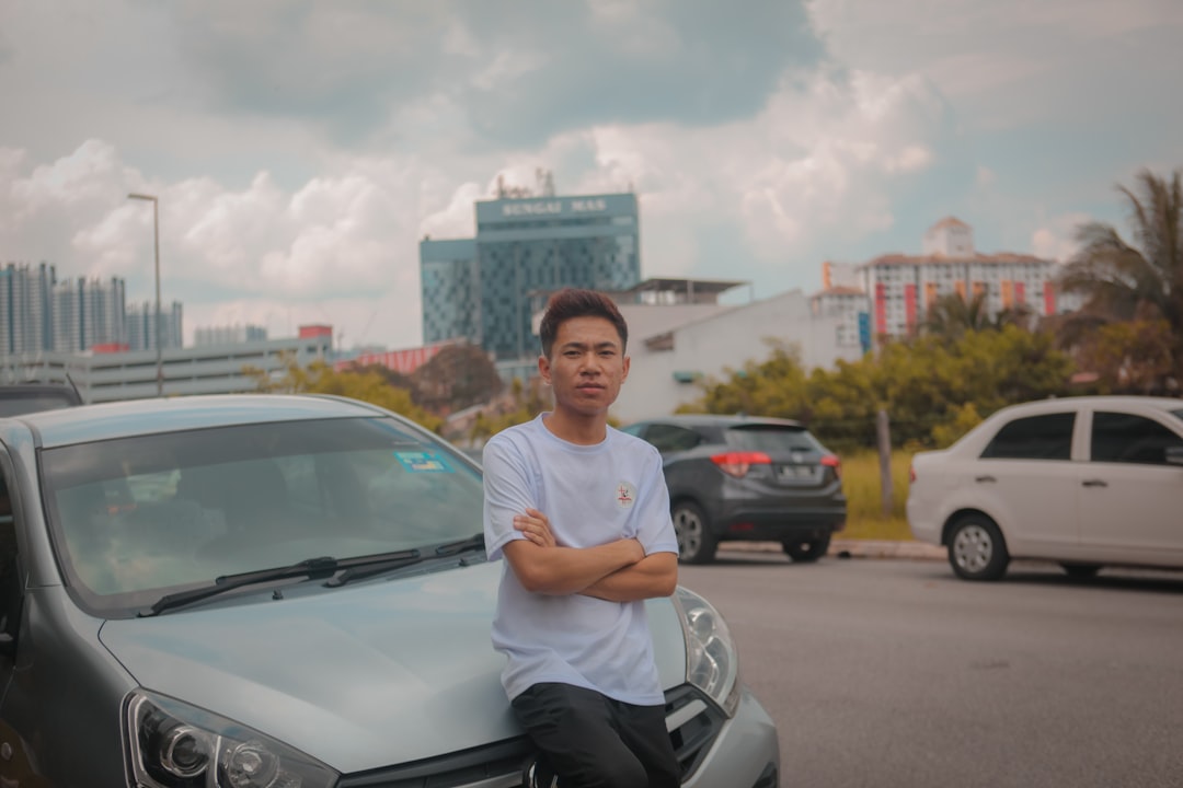 découvrez le monde de l'auto-entrepreneuriat : comment se lancer, les avantages d'un statut simplifié, les clés pour réussir et les ressources pour vous accompagner dans votre projet entrepreneurial.