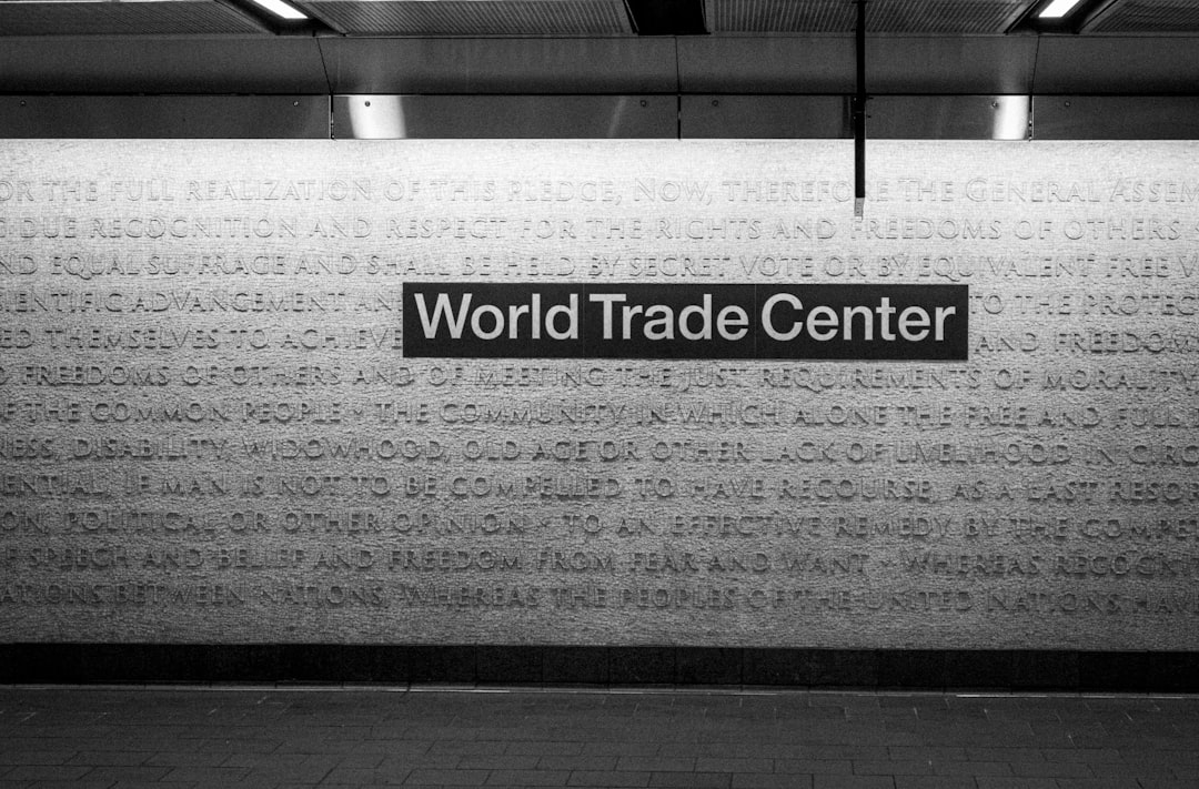 découvrez comment effectuer une déclaration efficace et conforme aux exigences légales. nous vous guidons à travers les étapes clés pour réussir votre déclaration, que ce soit pour des impôts, des revenus ou d'autres formalités administratives. renseignez-vous sur les délais, les documents nécessaires et les bonnes pratiques pour éviter les erreurs.